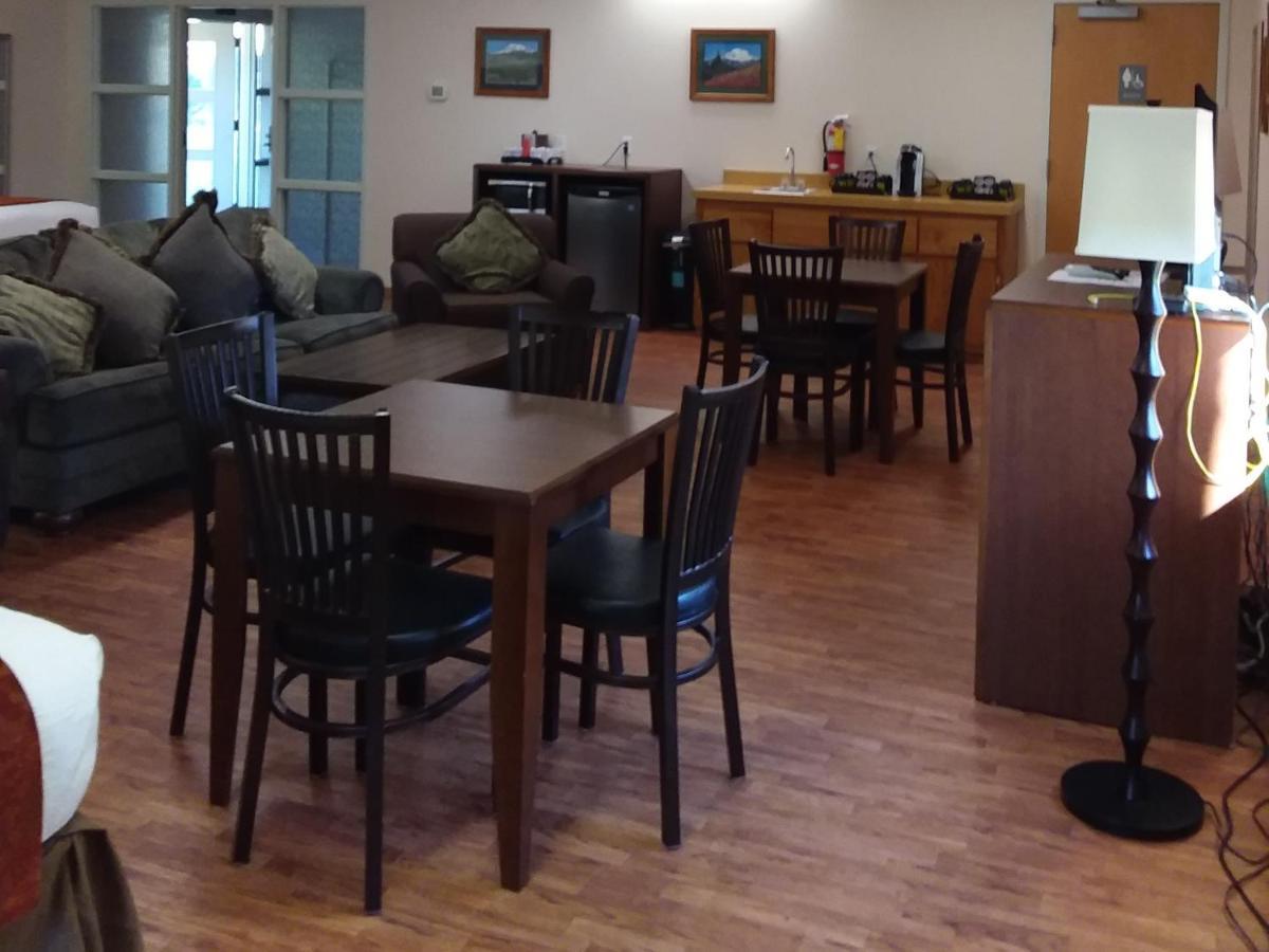 Nisqually Lodge Эшфорд Экстерьер фото
